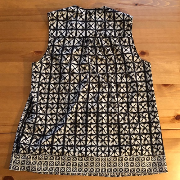 Jcrew Navy and White Patterned Top - Picture 4 of 4